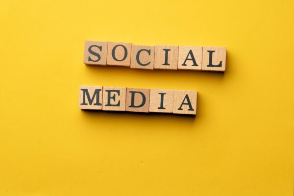Top 5 AI tools for Social Media Management in 2025